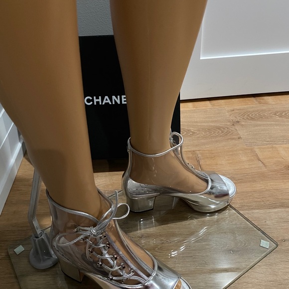 Chanel open boots.size 37. - Picture 5 of 10